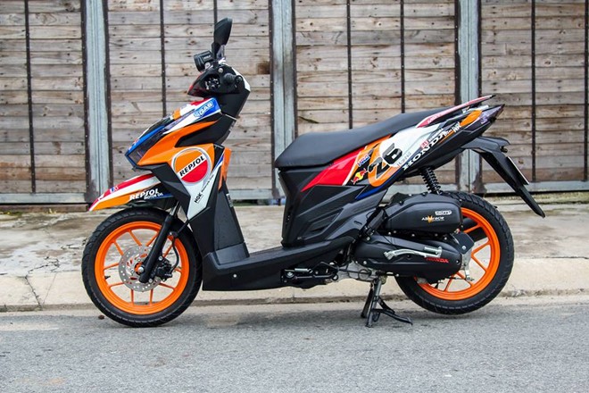 click1 Honda Click 2015 độ phong cách Repsol mạnh mẽ của biker Sài Gòn